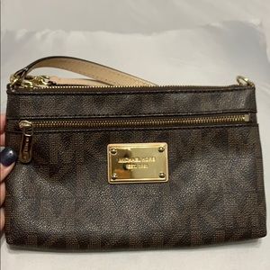 MK WRISTLET